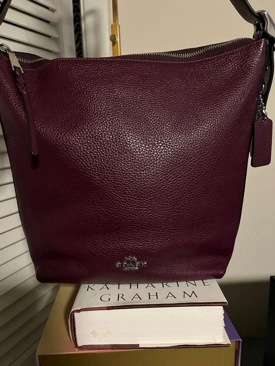 Coach Jude Duffle Leather Bag in a berry or burgundy - Picture 7 of 7